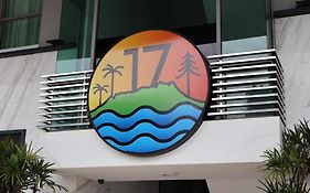 Hotel 17